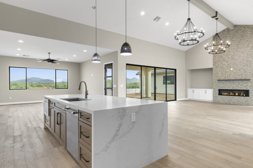 17_33427_N_14th_St__17_mls