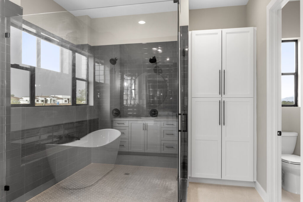 27_33427_N_14th_St__27_mls