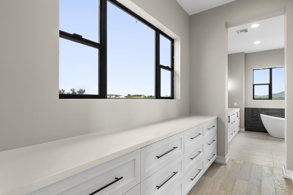 29_33427_N_14th_St__29_mls