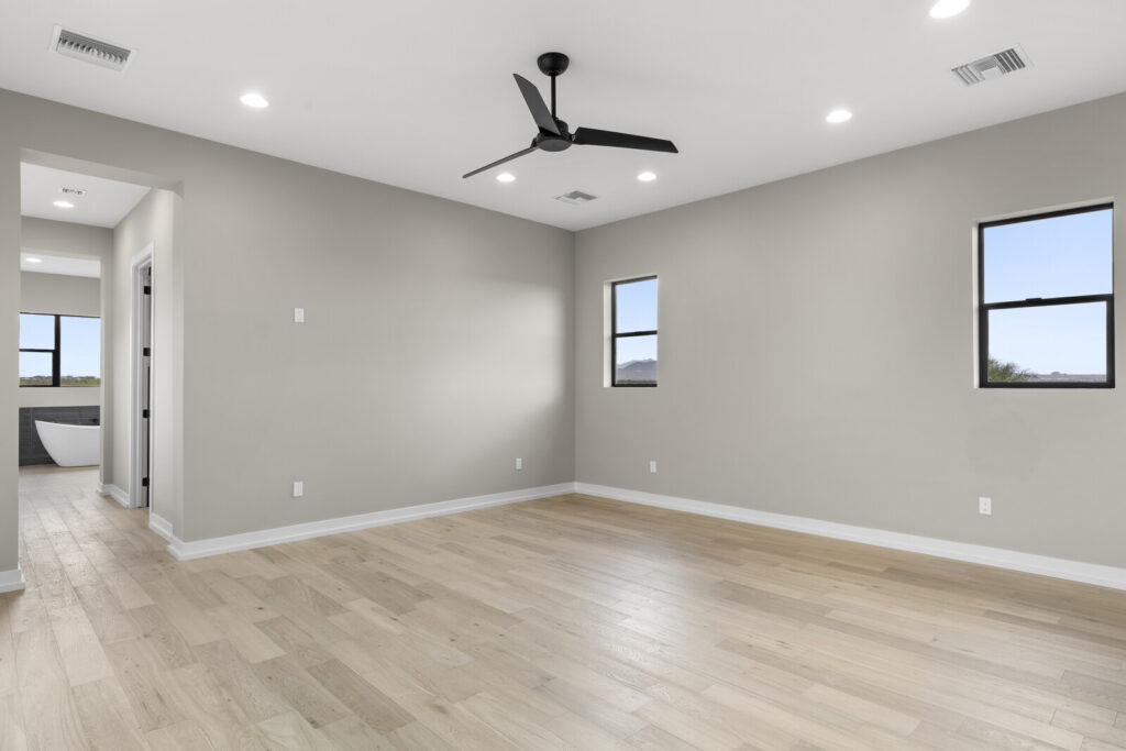 34_33427_N_14th_St__34_mls