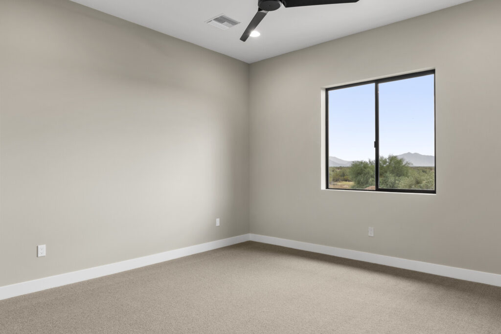 35_33427_N_14th_St__35_mls