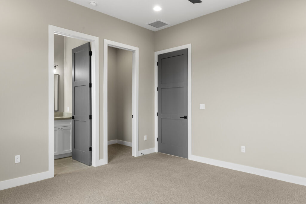 36_33427_N_14th_St__36_mls