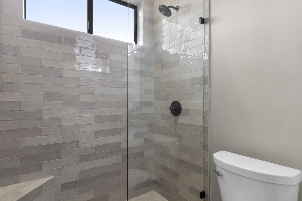 40_33427_N_14th_St__40_mls