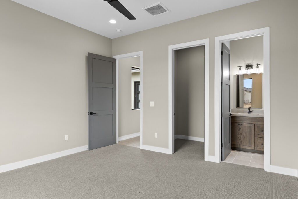 44_33427_N_14th_St__44_mls