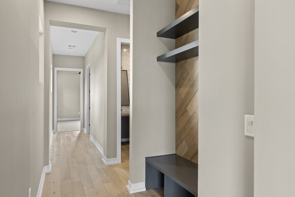 48_33427_N_14th_St__48_mls