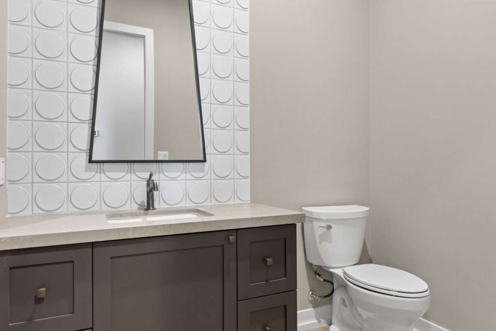 56_33427_N_14th_St__56_mls