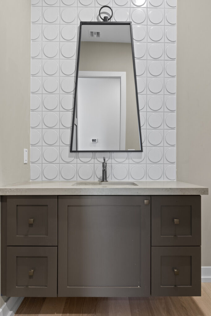 57_33427_N_14th_St__57_mls